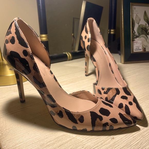 BCBGeneration Shoes - BCBG pointed toe cheetah heels
